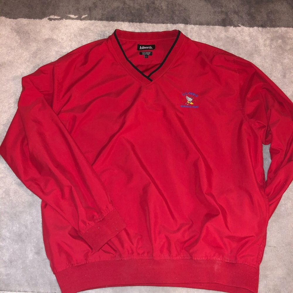 Ashworth red pull over